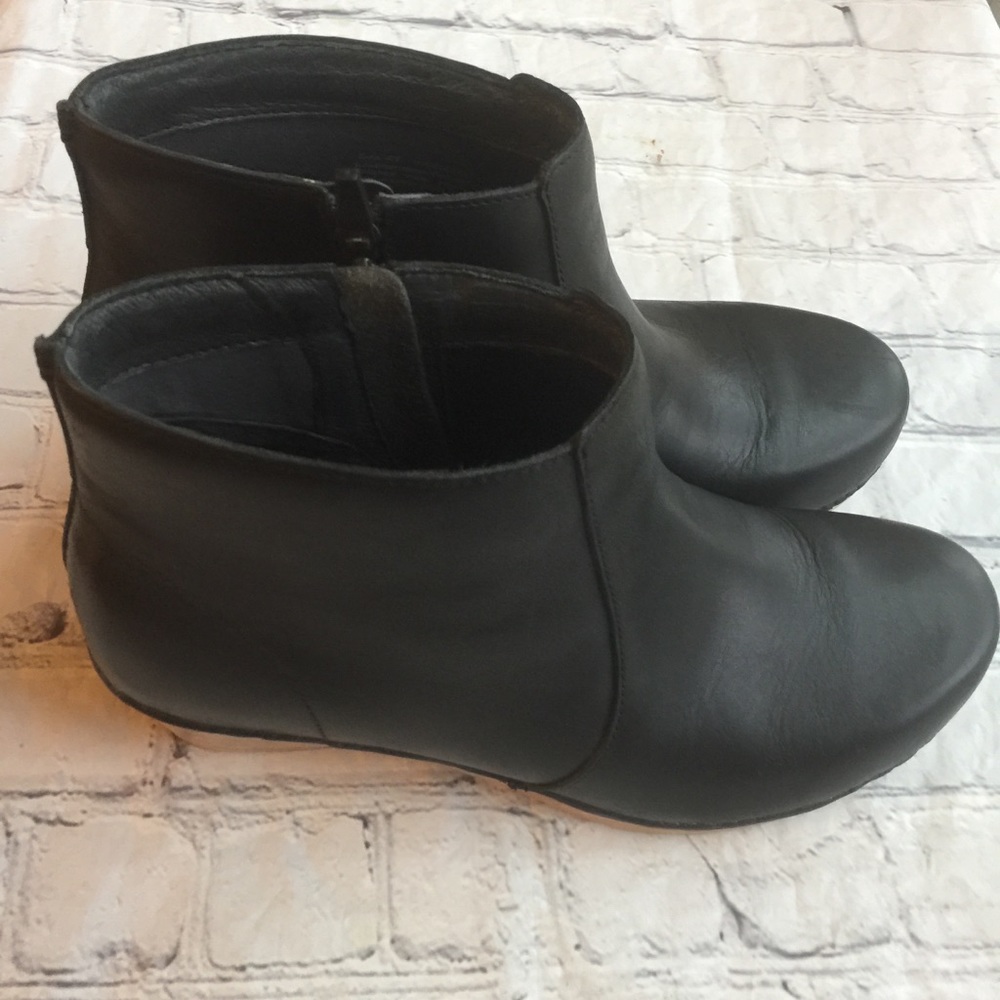 DANSKO BARBARA LEATHER CLOG BLACK BOOTIES SIZE 41